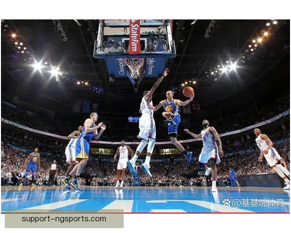 NBA最新焦点：狼队激战赛场比分实时解析与精彩回顾